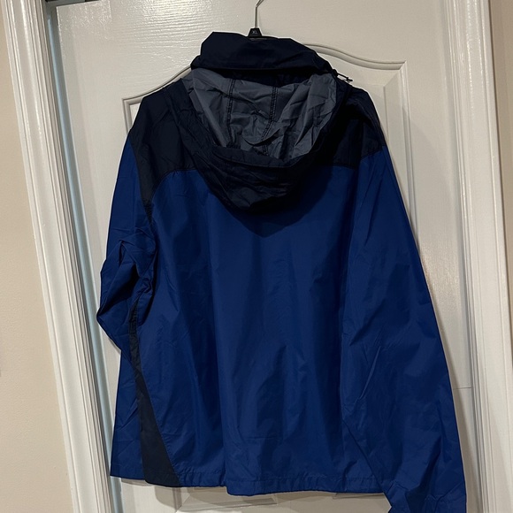Columbia Navy and Royal Blue Windbreaker - Picture 6 of 9